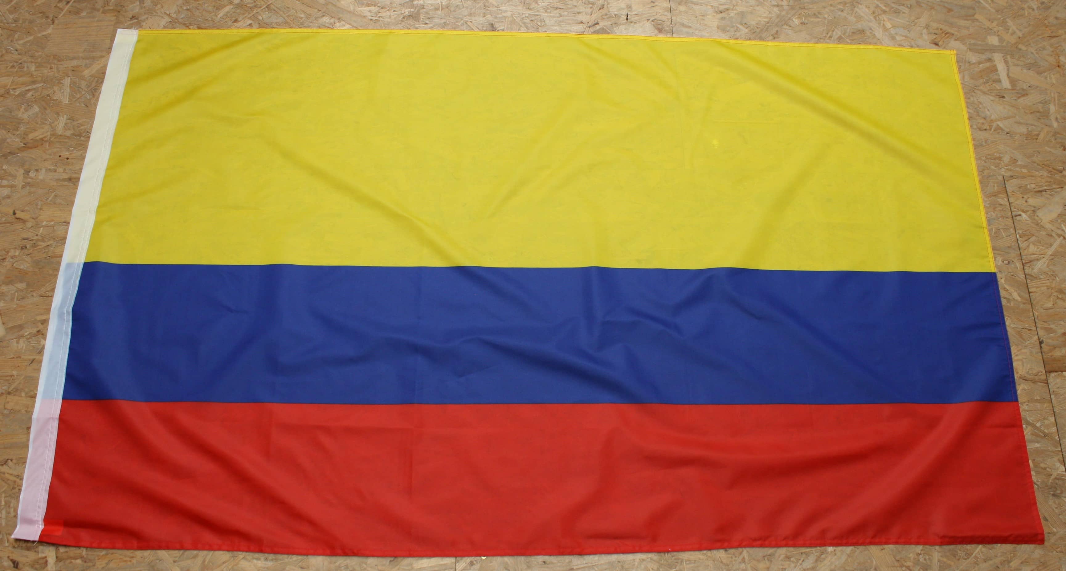 Seidenfahne Kolumbien, 90x150 cm